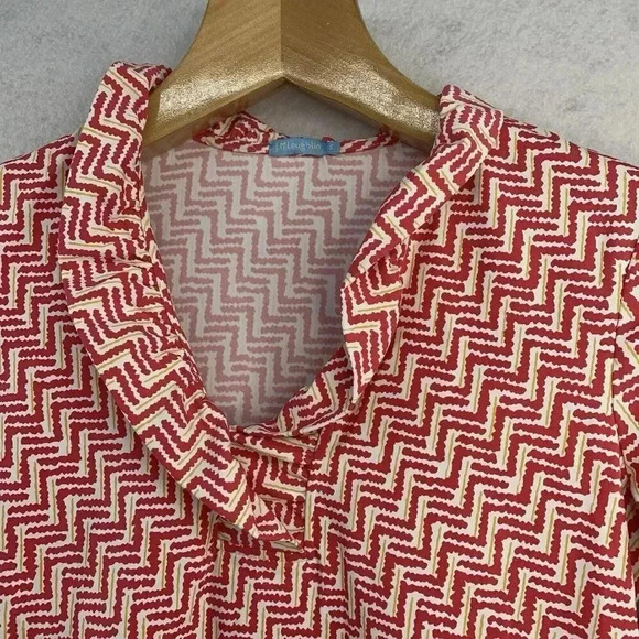 J McLaughlin Women’s Durham Ruffle Red Geometric Catalina‎ Cloth Top Size Small - Picture 3 of 5